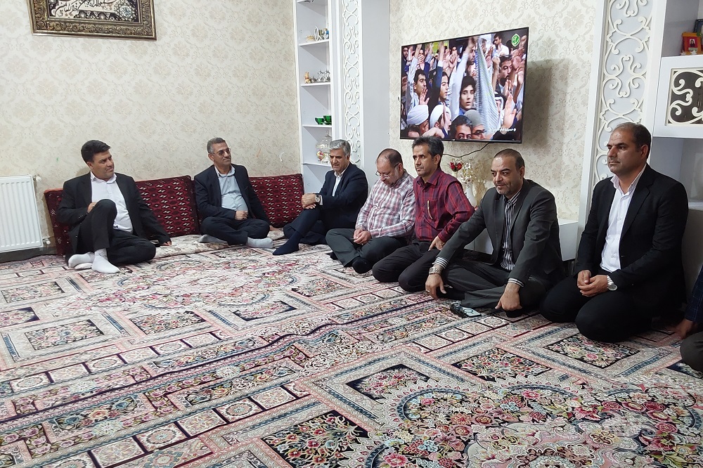 دیدار مدیرکل کمیته امداد سیستانوبلوچستان با سادات در عید غدیر