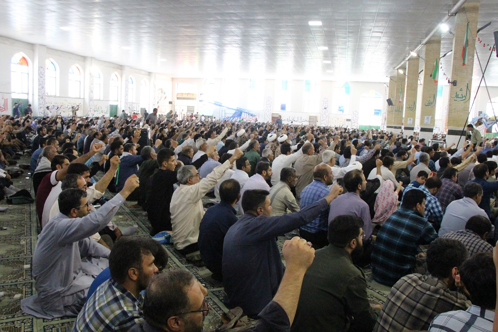 حضور بسیجیان کمیته امداد در راهپیمایی "جمعه خشم و نصر" زاهدان