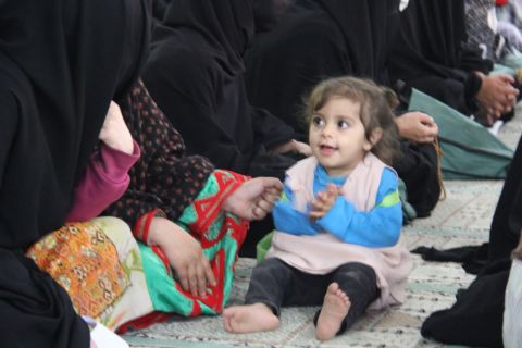 ضیافت افطاری و اطعام ایتام در زاهدان
