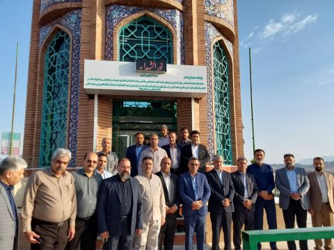 ادای احترام مدیرکل کمیته امداد سیستان‌وبلوچستان به ساحت شهدای گمنام زاهدان