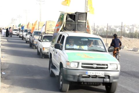 برپایی کاروان خودرویی و توزیع جهیزیه در زاهدان